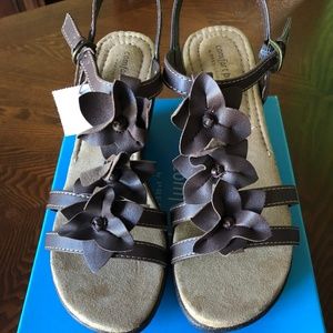 Comfort Plus Rae Rae Brown Sandals- NIB